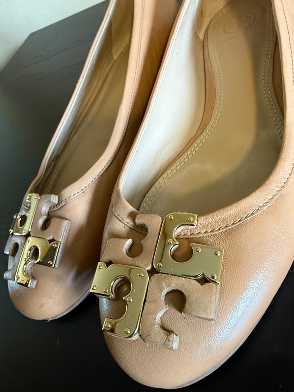 Tory Burch Women’s Lowell Logo Ballet Flat Royal Tan Leather size 10 - Picture 3 of 17